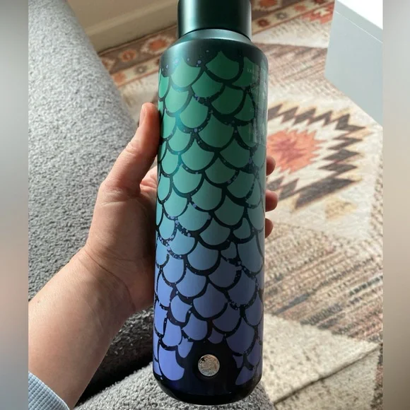 Starbucks vacuum insulated water bottle new 20oz mermaid - Picture 1 of 4